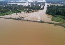 中歐大水災仍在蔓延 波蘭城市居民被逼疏散 中歐大水災仍在蔓延 波蘭城市居民被要求疏散