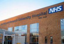 國家醫療保健體系瀕臨崩潰 施紀賢重申必須全面改革 NHS