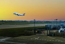 希思路機場過百航班因強風取消 希思路機場過百航班因強風取消