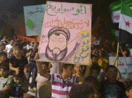 英國副首相韋雅蘭 歡迎阿薩德政權垮台 英國副首相韋雅蘭(Angela Rayner)表示,英國歡迎阿薩德政權倒台。她指出,這個獨裁政權和恐怖主義令敘利亞人民陷於災難,並強調需要一個符合聯合國決議的政治解決方案。她在接受BBC訪問時表示,呼籲保護平民和基礎設施,強調需要為這個飽受戰火蹂躪的國家帶來穩定。