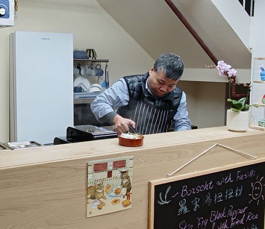 列斯港式家庭味道 Q’s Station Leeds 列斯港式家庭味道 Q’s Station Leeds