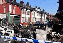 Harehills暴亂案 15歲少年涉嫌暴力被控 Harehills暴亂案 15歲少年涉嫌暴力被控