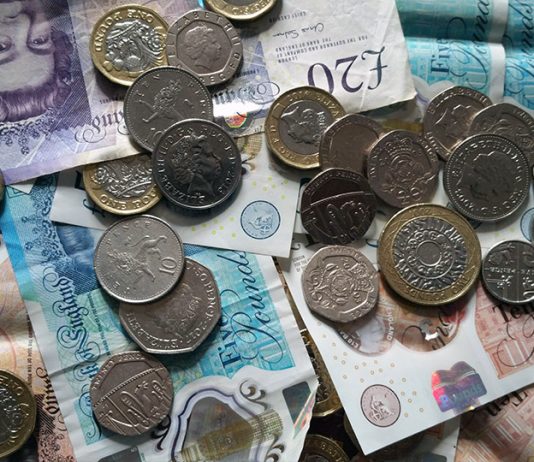 英鎊匯率跌至一年新低 原來同特朗普有關 英鎊跌至一年新低 原來同特朗普有關