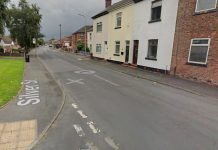 少女返學途中被拐未遂 警方呼籲提供線索 少女返學途中被拐未遂 警方呼籲提供線索