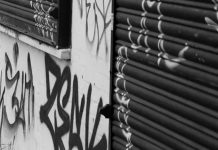 英國政府自我宣傳 又窮又廢又歧視? 英國政府自我宣傳 又窮又廢又歧視?