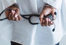 英國全科醫生搵唔到工 轉行揸Uber 英國全科醫生搵唔到工 轉行揸Uber