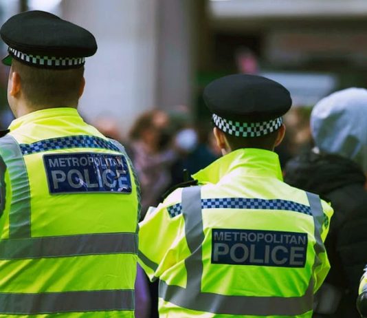 英格蘭及威爾斯新法案 入屋尋被盜手機毋須搜查令 英格蘭及威爾斯新法案 入屋尋被盜手機毋須搜查令