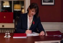 財政大臣又嚟料 預計下月加薪俸稅 財政大臣又嚟料 預計下月加薪俸稅