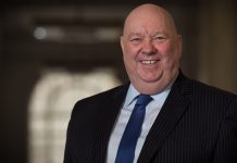 前工黨利物浦市長被控賄賂罪 前工黨利物浦市長被控賄賂罪