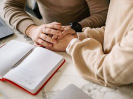 保姆上班三小時後辭職 成功索取未付工資 保姆上班三小時後辭職 成功索取未付工資