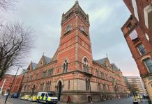 13歲少女淪性奴 與30名男子發生性關係 13歲少女淪性奴 與30名男子發生性關係