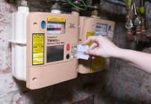 能源公司強裝預付電表 數萬客獲賠最高千鎊 能源公司強裝預付電表 數萬客獲賠最高千鎊