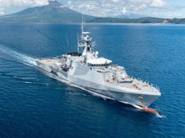 英國軍艦巡航台灣海峽 中國斥其挑起事端 英國軍艦巡航台灣海峽 中國斥其挑起事端