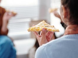 英國學校膳食成本上漲 學生餐肉量減少份量縮水 英國學校膳食成本上漲 學生餐肉量減少份量縮水