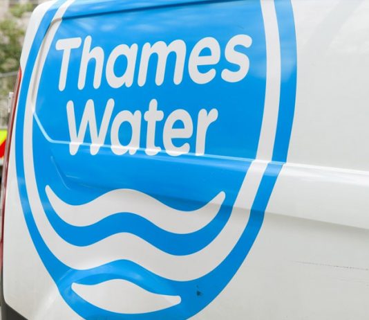 泰晤士水務警告 或需實施水管禁令 泰晤士水務警告 或需實施水管禁令