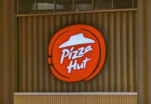 必勝客英國關68間分店 逾1200人失業 必勝客英國關68間分店 逾1200人失業