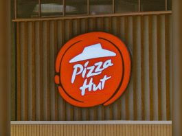 必勝客英國關68間分店 逾1200人失業 必勝客英國關68間分店 逾1200人失業