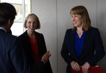 英國檢討退休年齡 李韻晴強調可持續性 英國檢討退休年齡 李韻晴強調可持續性