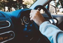 推出全新道路安全策略 大幅收緊酒駕限制 推出全新道路安全策略 大幅收緊酒駕限制