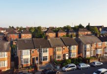 英國公布樓價指數 2025年12月升2.4% 英國公布樓價指數 2025年12月升2.4%