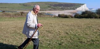 以查理斯國王命名 全球最長海岸步道揭幕 以查理斯國王命名 全球最長海岸步道揭幕