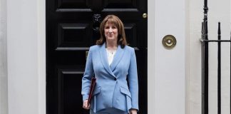 失業率料達十年高位 李韻晴堅稱經濟計劃正確 失業率料達十年高位 李韻晴堅稱經濟計劃正確