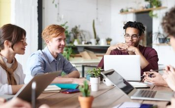 政府推大型青年就業計劃 僱用年輕人可獲資助 政府推大型青年就業計劃 僱用年輕人可獲資助