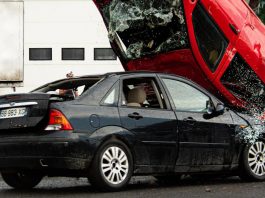 AI偽造車禍場景成新趨勢 保險商Aviva指恐推高保費 AI偽造車禍場景成新趨勢 保險商Aviva指恐推高保費