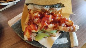 炸物好食日式飯漢堡 Sheffield魂飯堡 炸物好食日式飯漢堡 Sheffield魂飯堡