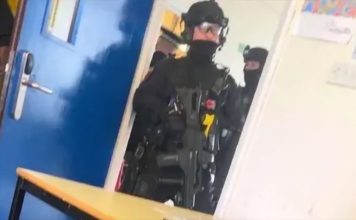 仇視女性沉迷連環殺手 16歲男生校園刺同學謀殺未遂罪成 仇視女性沉迷連環殺手 16歲男生校園刺同學謀殺未遂罪成